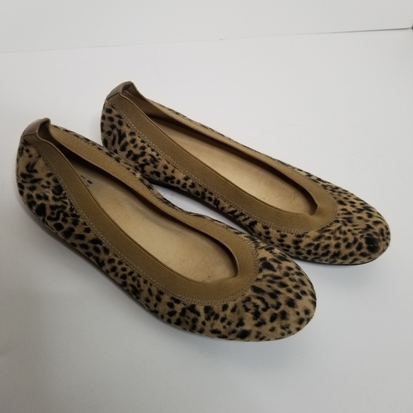 Stuart Weitzman Leopard Print Suede Stretch Flat - Picture 3 of 6